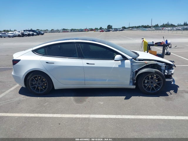Продаж на аукціоні авто 2021 Tesla Model 3 Standard Range Plus Rear-wheel Drive, vin: 5YJ3E1EA7MF996510, номер лоту: 45336582