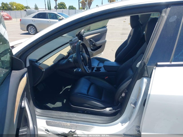 Продаж на аукціоні авто 2021 Tesla Model 3 Standard Range Plus Rear-wheel Drive, vin: 5YJ3E1EA7MF996510, номер лоту: 45336582