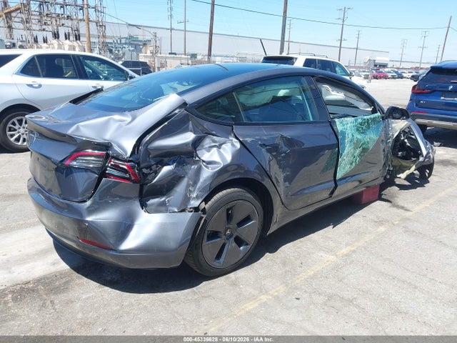 Tesla Model 3 Rear-wheel Drive 2023 5YJ3E1EA8PF664922 Image 4