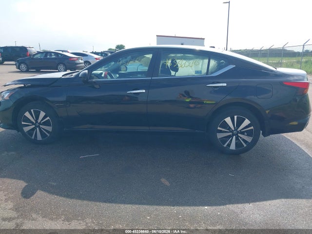 Продажа на аукционе авто 2021 Nissan Altima Sv Intelligent Awd, vin: 1N4BL4DW0MN383717, номер лота: 45336640