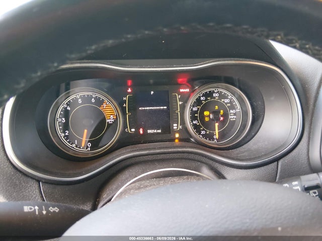 1C4PJLCX1KD406550 Jeep Cherokee Latitude Fwd