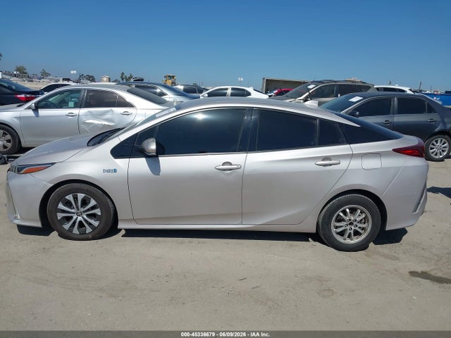 JTDKARFP3L3127634 Toyota Prius Prime Le