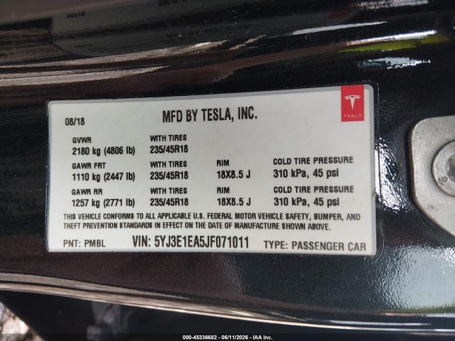 2018 Tesla Model 3 Long Range/mid Range მანქანა იყიდება აუქციონზე, vin: 5YJ3E1EA5JF071011, აუქციონის ნომერი: 45336682