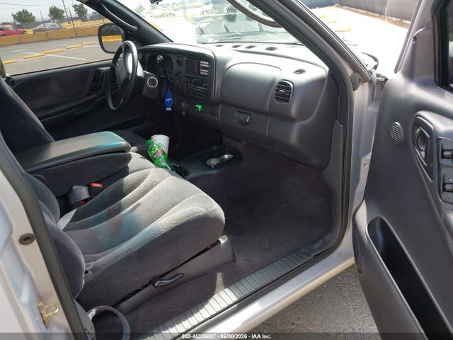 45336697 :رقم المزاد ، 1B7GL22N7YS796224 vin ، 2000 Dodge Dakota Slt/sport مزاد بيع