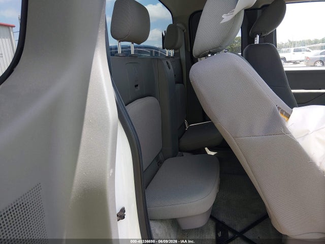 Nissan FRONTIER S 2016 1N6BD0CT4GN766570 Image 8