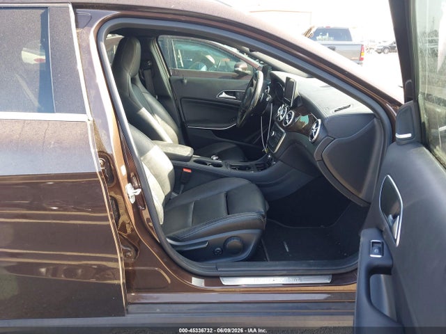 Mercedes-Benz GLA 250 2016 WDCTG4EB8GJ251244 Image 5