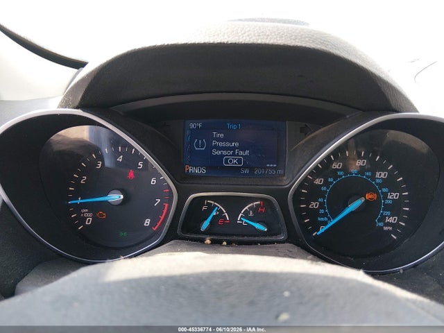 2015 Ford Escape Se მანქანა იყიდება აუქციონზე, vin: 1FMCU0GX8FUA17422, აუქციონის ნომერი: 45336774