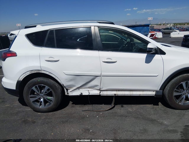 JTMRFREV2JJ252519 Toyota Rav4 Xle