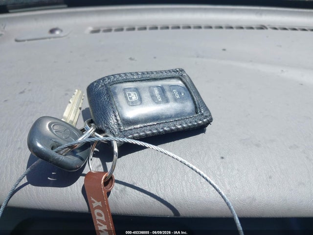 2006 Toyota Sequoia Sr5 V8 მანქანა იყიდება აუქციონზე, vin: 5TDZT34AX6S272886, აუქციონის ნომერი: 45336885