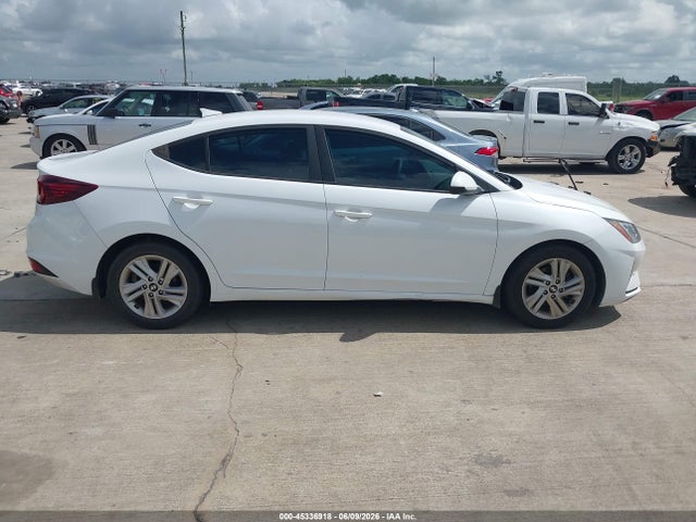 5NPD84LF9KH476688 Hyundai ELANTRA SEL