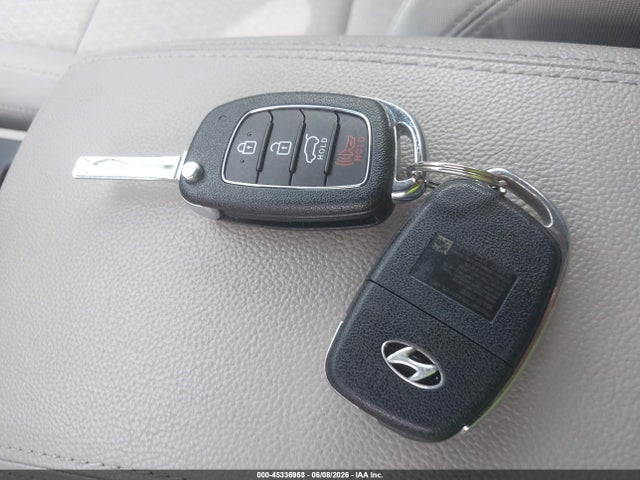 Hyundai TUCSON SE 2018 KM8J23A41JU655226 Image 11