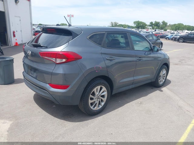 Hyundai TUCSON SE 2018 KM8J23A41JU655226 Image 4
