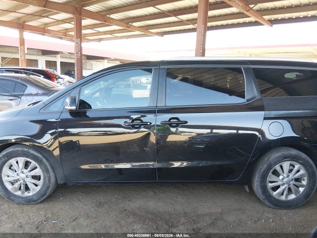 KIA SEDONA LX 2017 KNDMB5C18H6283186 Image 14