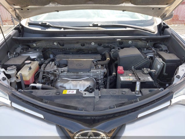 45337029 :رقم المزاد ، JTMZFREV3JJ158505 vin ، 2018 Toyota Rav4 Le مزاد بيع