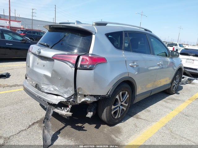 45337029 :رقم المزاد ، JTMZFREV3JJ158505 vin ، 2018 Toyota Rav4 Le مزاد بيع