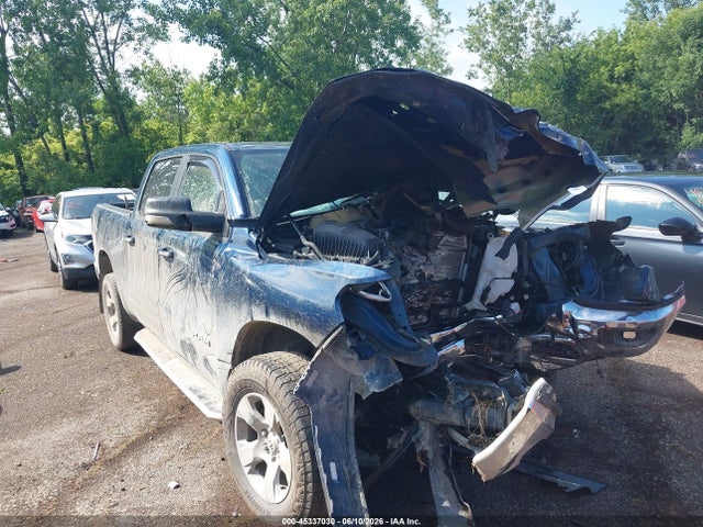 45337030 :رقم المزاد ، 1C6RRFFG9KN920341 vin ، 2019 Ram 1500 Big Horn/lone Star  4x4 5'7 Box مزاد بيع