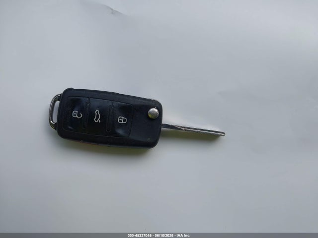 Продаж на аукціоні авто 2013 Volkswagen Passat 2.5l S, vin: 1VWAP7A34DC121519, номер лоту: 45337046
