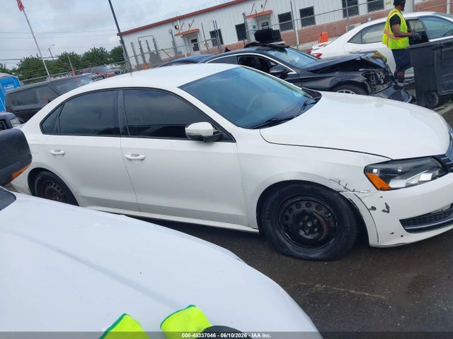 Продаж на аукціоні авто 2013 Volkswagen Passat 2.5l S, vin: 1VWAP7A34DC121519, номер лоту: 45337046