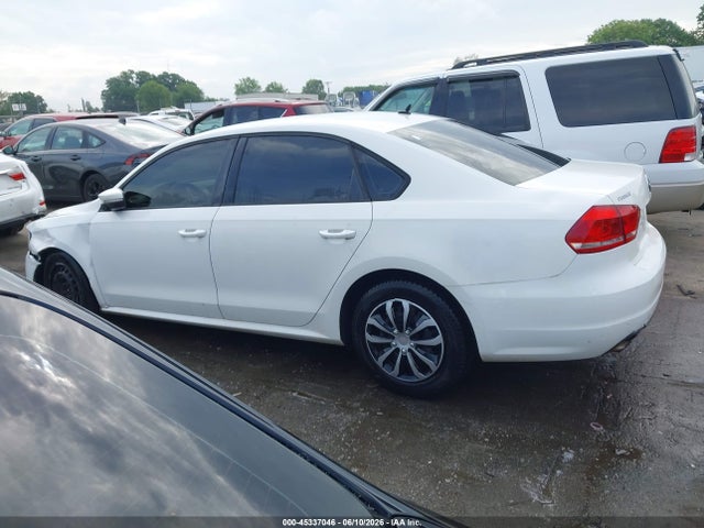 Продаж на аукціоні авто 2013 Volkswagen Passat 2.5l S, vin: 1VWAP7A34DC121519, номер лоту: 45337046