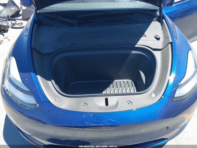 Продажа на аукционе авто 2021 Tesla Model Y Long Range Dual Motor All-wheel Drive, vin: 5YJYGDEE1MF294624, номер лота: 45337100