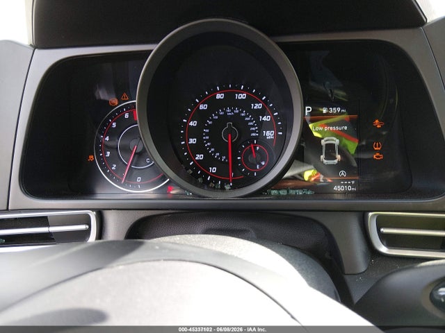 KMHLL4AG3PU627085 Hyundai ELANTRA SE
