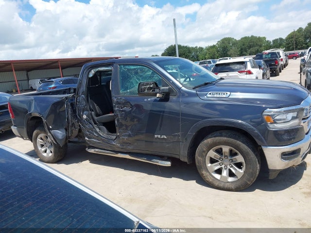 Продаж на аукціоні авто 2019 Ram 1500 Laramie  4x4 6'4 Box, vin: 1C6SRFDTXKN806575, номер лоту: 45337163