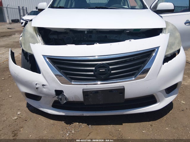 3N1CN7AP5EK446313 Nissan Versa 1.6 Sv