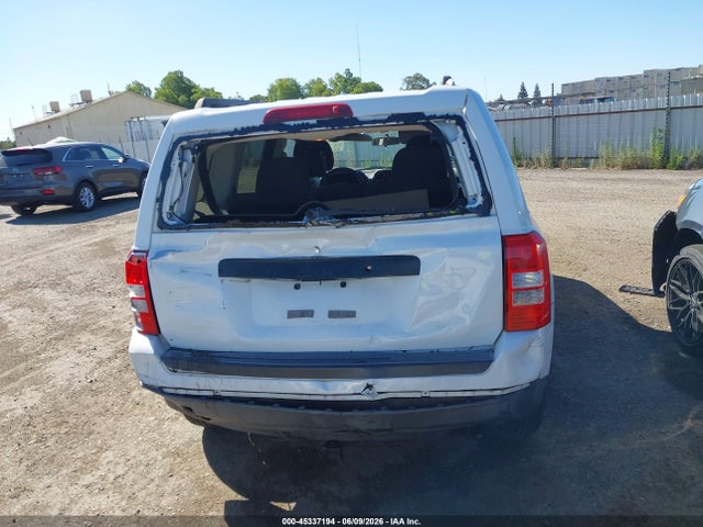Jeep Patriot Sport 2015 1C4NJPBA8FD413867 Image 16