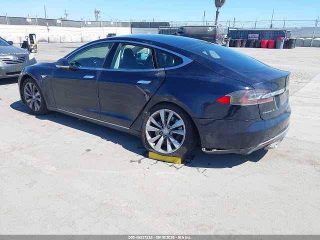 45337235 :رقم المزاد ، 5YJSA1CN2DFP26372 vin ، 2013 Tesla Model S مزاد بيع