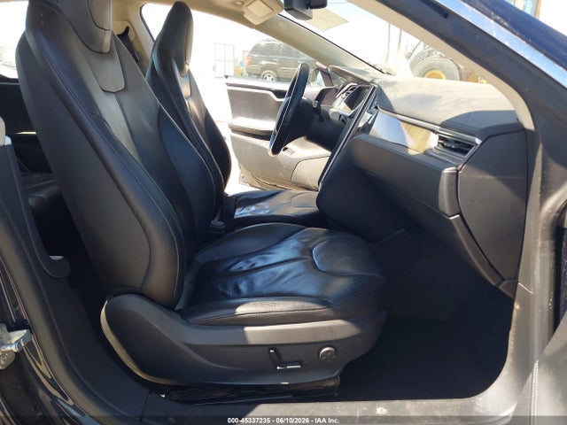 45337235 :رقم المزاد ، 5YJSA1CN2DFP26372 vin ، 2013 Tesla Model S مزاد بيع