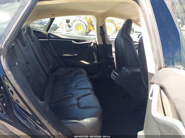 45337235 :رقم المزاد ، 5YJSA1CN2DFP26372 vin ، 2013 Tesla Model S مزاد بيع
