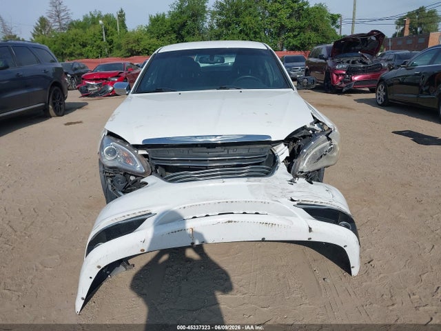 2012 Chrysler 200 Limited მანქანა იყიდება აუქციონზე, vin: 1C3CCBCG0CN326465, აუქციონის ნომერი: 45337323