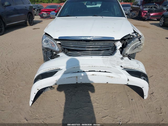2012 Chrysler 200 Limited მანქანა იყიდება აუქციონზე, vin: 1C3CCBCG0CN326465, აუქციონის ნომერი: 45337323