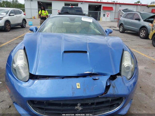 45337339 :رقم المزاد ، ZFF65TJA1E0199413 vin ، 2014 Ferrari California مزاد بيع