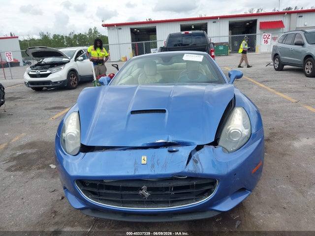 45337339 :رقم المزاد ، ZFF65TJA1E0199413 vin ، 2014 Ferrari California مزاد بيع