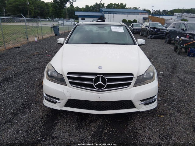 Aukcja sprzedaży 2014 Mercedes-benz C 250 Sport, vin: WDDGF4HB3ER308766, numer aukcji: 45337442