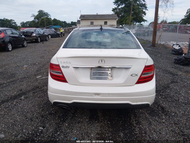 Aukcja sprzedaży 2014 Mercedes-benz C 250 Sport, vin: WDDGF4HB3ER308766, numer aukcji: 45337442