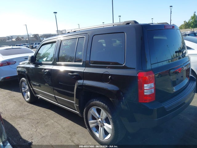 2017 Jeep Patriot Latitude Fwd მანქანა იყიდება აუქციონზე, vin: 1C4NJPFB3HD184682, აუქციონის ნომერი: 45337450