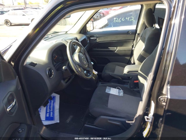 2017 Jeep Patriot Latitude Fwd მანქანა იყიდება აუქციონზე, vin: 1C4NJPFB3HD184682, აუქციონის ნომერი: 45337450