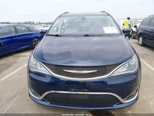Продаж на аукціоні авто 2017 Chrysler Pacifica Touring-l, vin: 2C4RC1BG5HR610038, номер лоту: 45337508