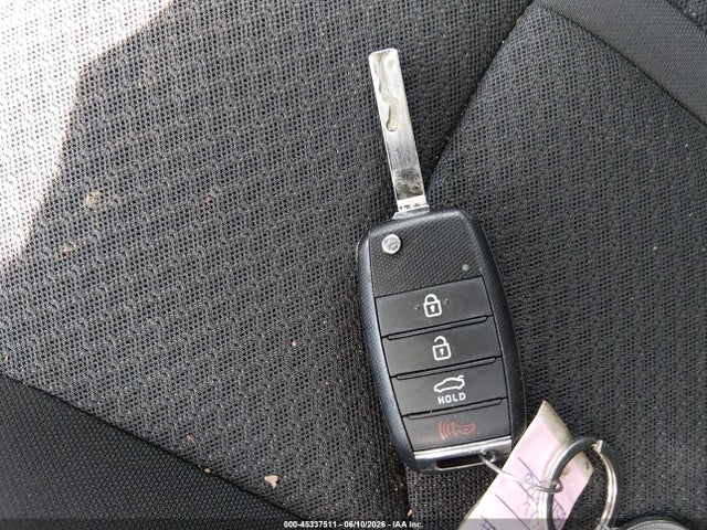 KNAGT4L36G5106126 KIA Optima Lx