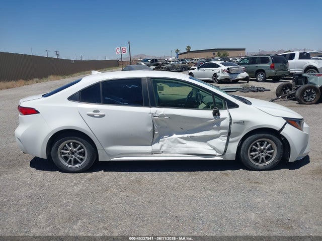JTDEAMDE1MJ015381 Toyota Corolla Hybrid Le