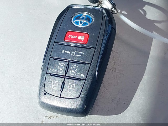 5TDJRKEC1SS280780 Toyota SIENNA XLE