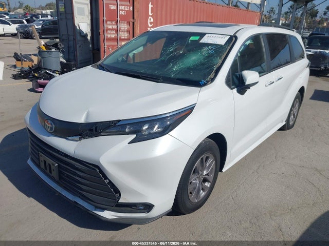 5TDJRKEC1SS280780 Toyota SIENNA XLE