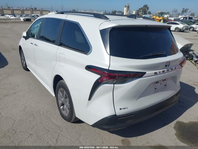 5TDJRKEC1SS280780 Toyota SIENNA XLE