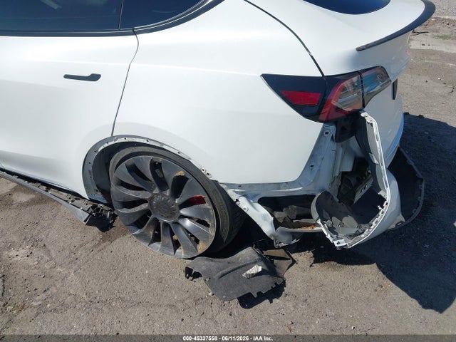 45337558 :رقم المزاد ، 7SAYGDEF9PF636398 vin ، 2023 Tesla Model Y Performance Dual Motor All-wheel Drive مزاد بيع