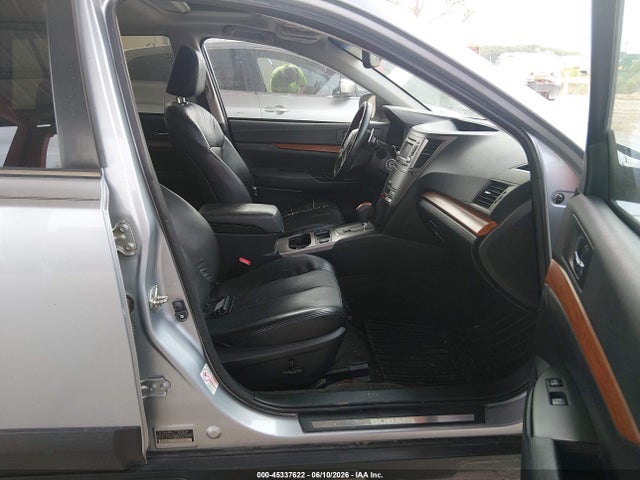 2014 Subaru Outback 2.5i Limited მანქანა იყიდება აუქციონზე, vin: 4S4BRCLC1E3312514, აუქციონის ნომერი: 45337622