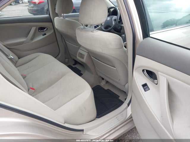 45337670 :رقم المزاد ، 4T1BE46K17U588760 vin ، 2007 Toyota Camry Le مزاد بيع