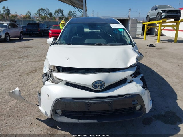 Toyota Prius V Five 2017 JTDZN3EU6HJ061042 Image 12