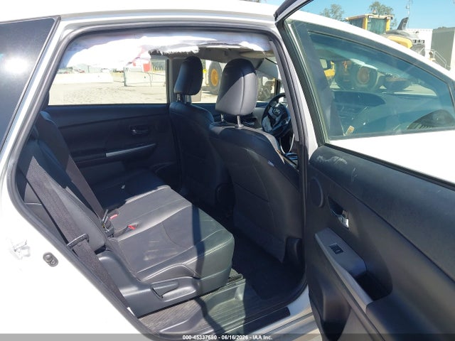Toyota Prius V Five 2017 JTDZN3EU6HJ061042 Image 8